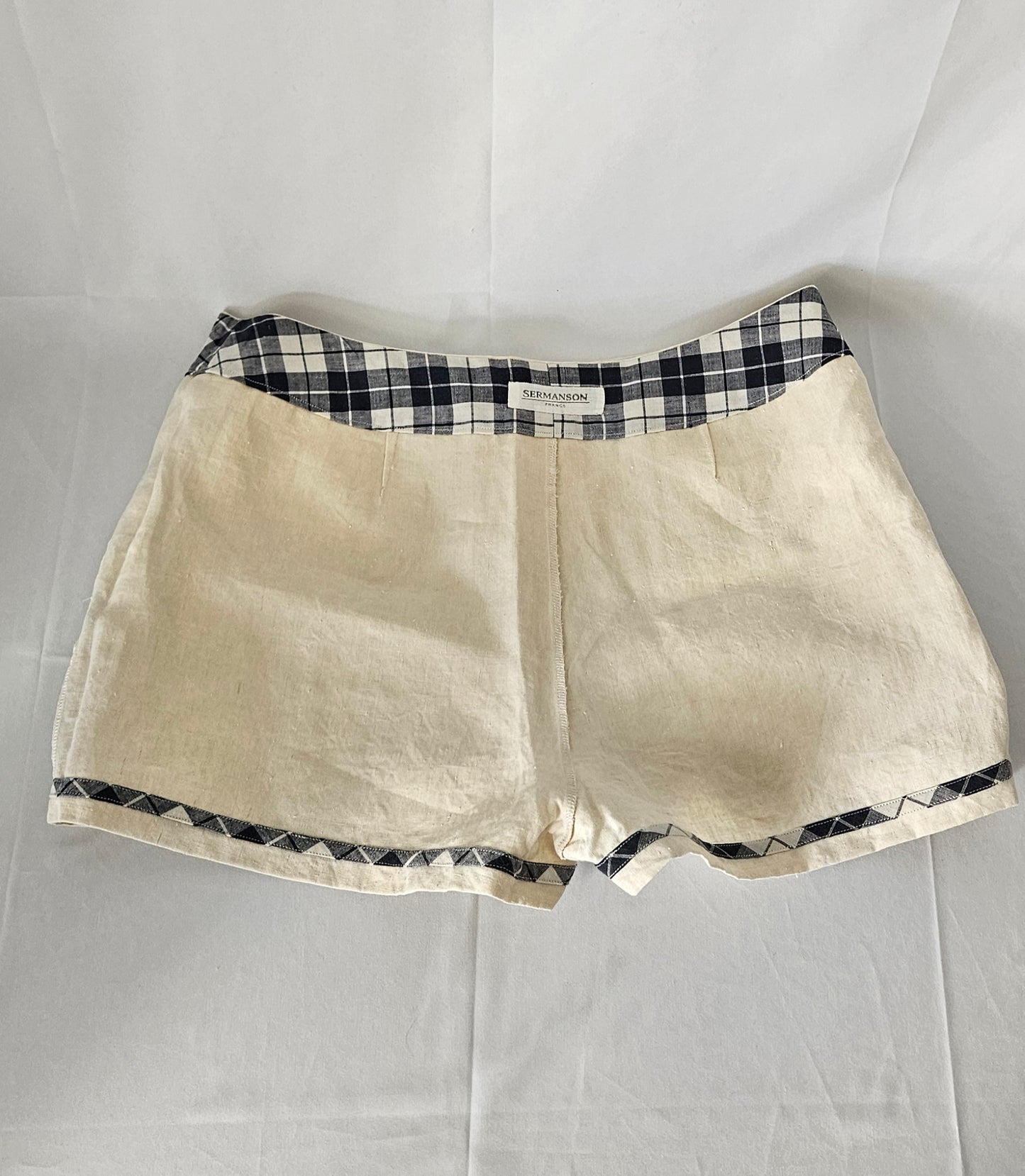 SHORT FEMME