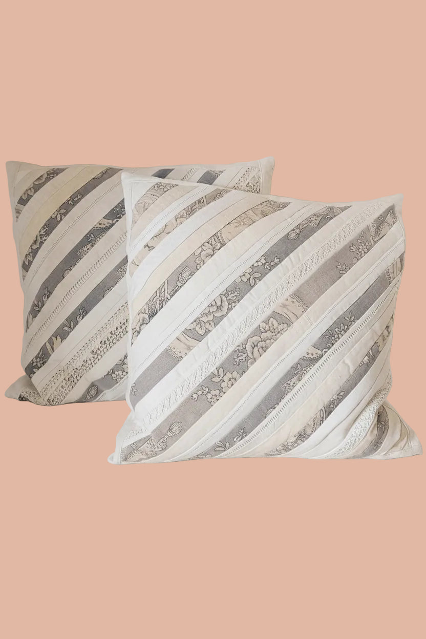 LOT DE 2 HOUSSES DE COUSSINS 55 X 55