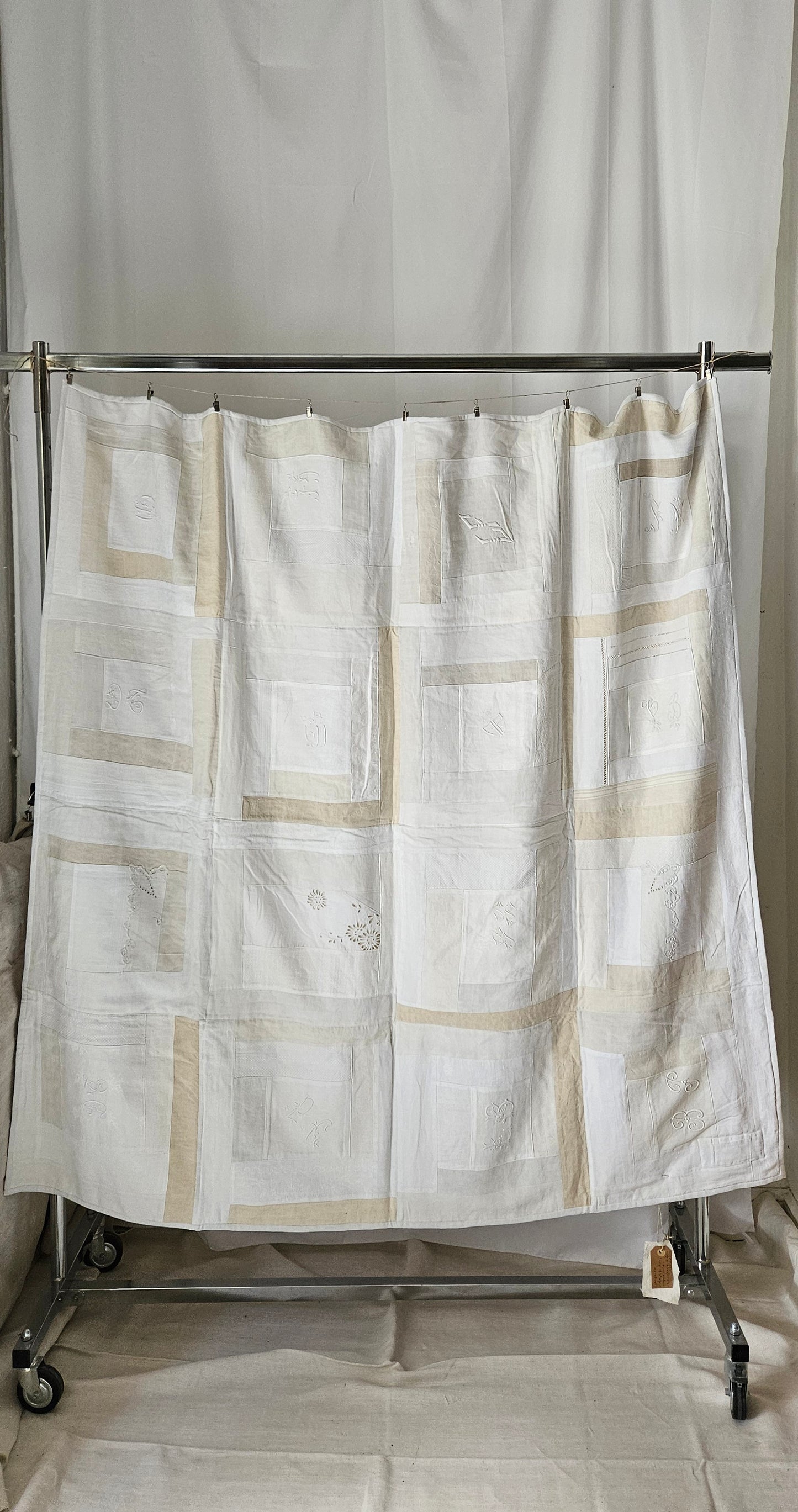 PLAID    155 X 155