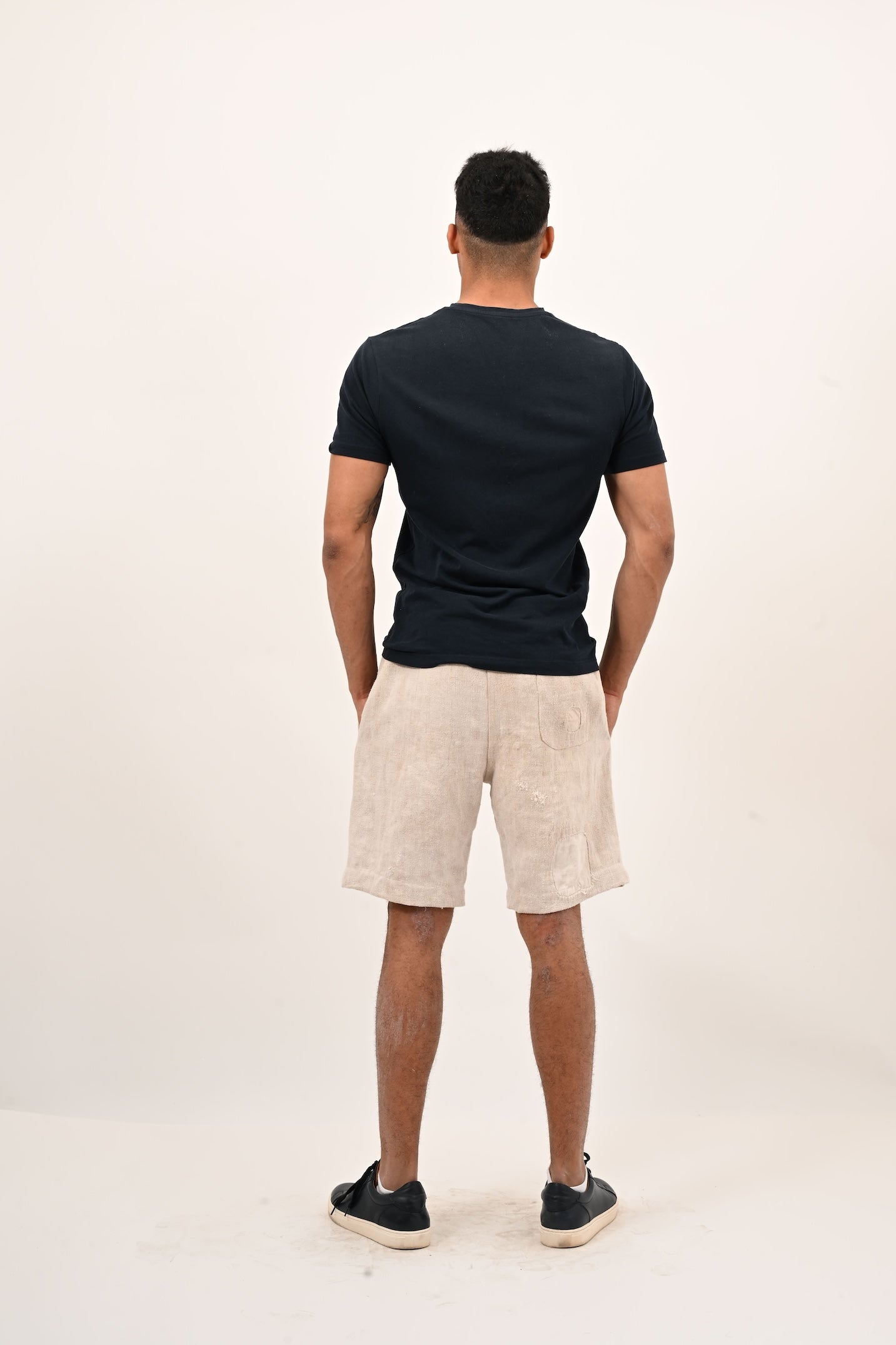 SHORT HOMME
